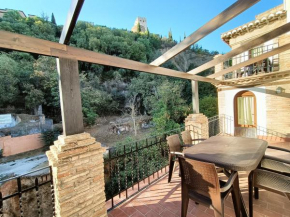 Casa yamur bajo la Alhambra